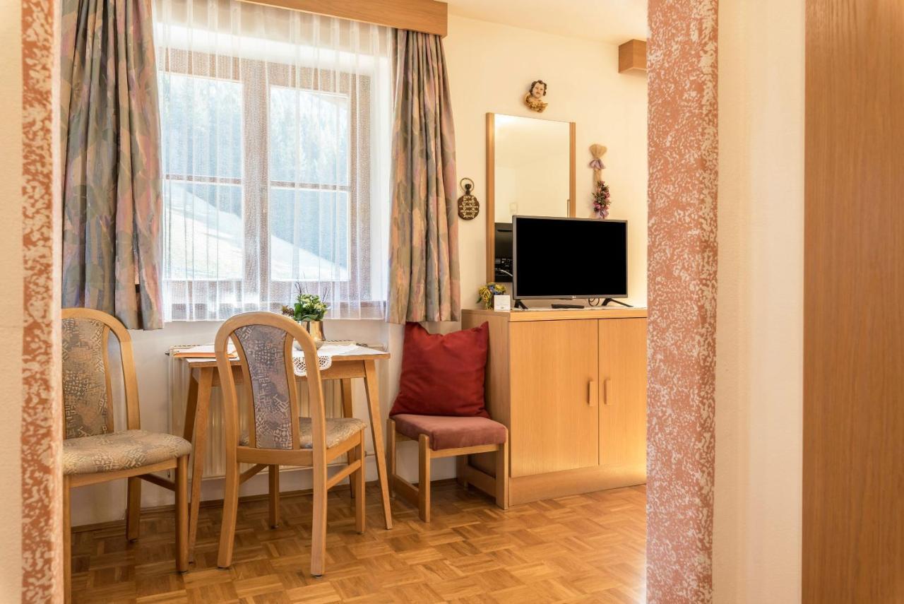 Figisterhof Appartement Klausen Buitenkant foto