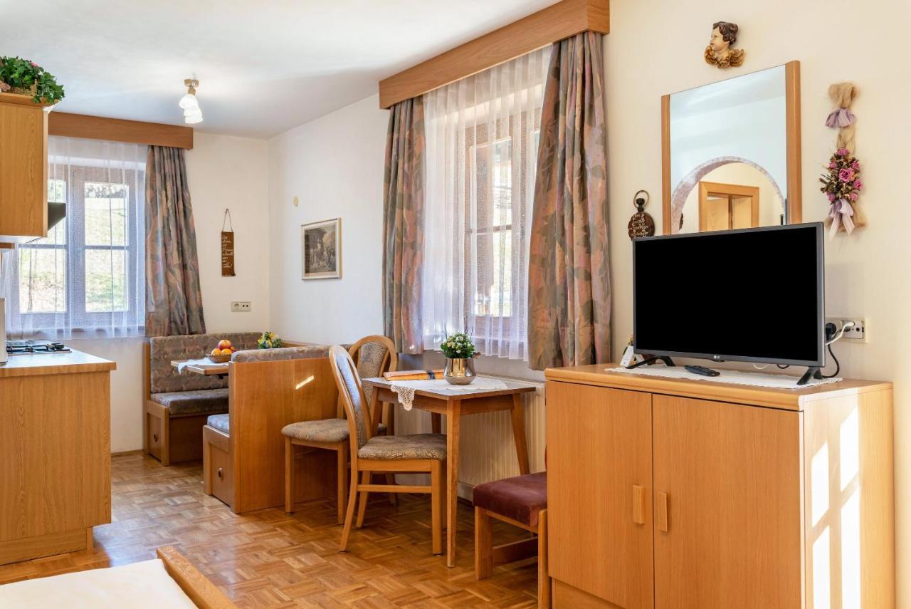Figisterhof Appartement Klausen Buitenkant foto
